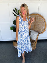 Load image into Gallery viewer, THML Weekend MIDI Dress