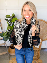 Load image into Gallery viewer, Quilted Floral Puffer Vest