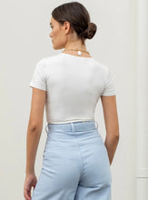 Load image into Gallery viewer, Short Sleeve Basic Crop Top