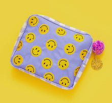 Load image into Gallery viewer, Smiley Face Pouch