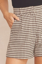 Load image into Gallery viewer, Brown Houndstooth Shorts