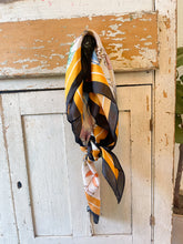 Load image into Gallery viewer, Everyday Scarf