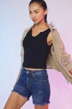 Load image into Gallery viewer, High Rise Frey Hem Shorts