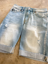 Load image into Gallery viewer, KanCan Lightwash Denim Shorts