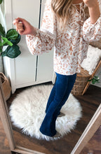 Load image into Gallery viewer, Claire Floral Top