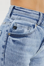 Load image into Gallery viewer, High rise slim straight Denim