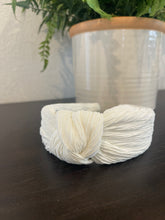 Load image into Gallery viewer, Muslin Headband