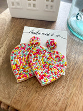 Load image into Gallery viewer, Confetti Beaded Heart Earrings