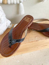 Load image into Gallery viewer, Black Knot Sandal