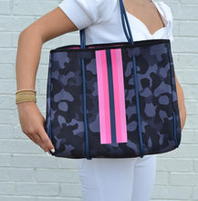 Load image into Gallery viewer, Neoprene Tote