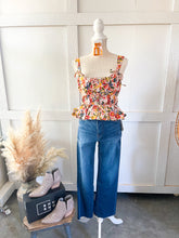 Load image into Gallery viewer, Aurora Floral Tie Top