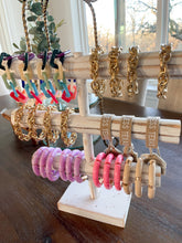 Load image into Gallery viewer, Acrylic Multicolor Link Bracelet