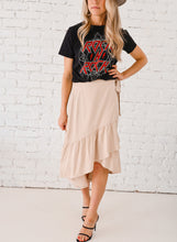 Load image into Gallery viewer, Rock N Rock Graphic Top
