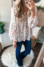 Load image into Gallery viewer, Claire Floral Top